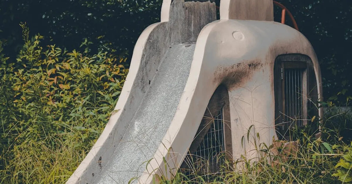 Demographic Doom Loop: Empty Cradles Are Killing Your Retirement