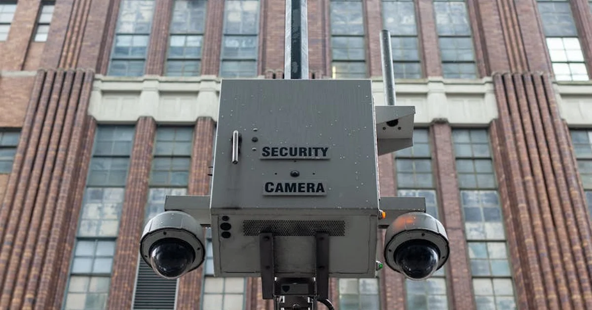 Government Uses Master Chief to Push Immigration Policy