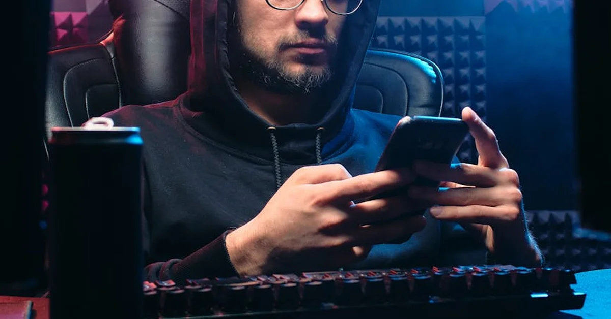 TwitchCon Attack: When Online Fame Turns Dangerous