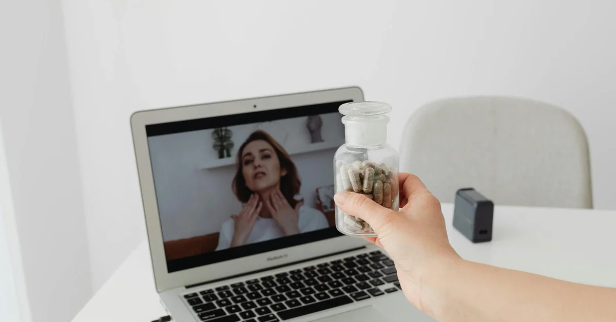 Online Forums Replace Doctors for Steroid Users