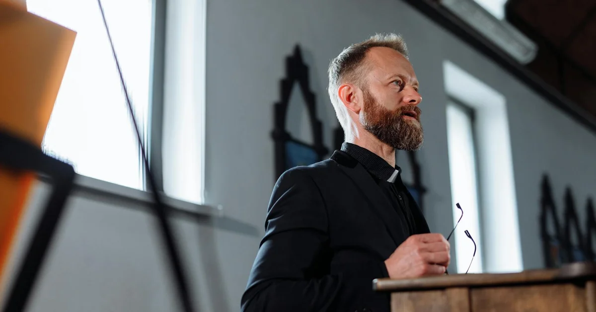 How Megachurch Sermons Make Wealth Inequality Feel Normal